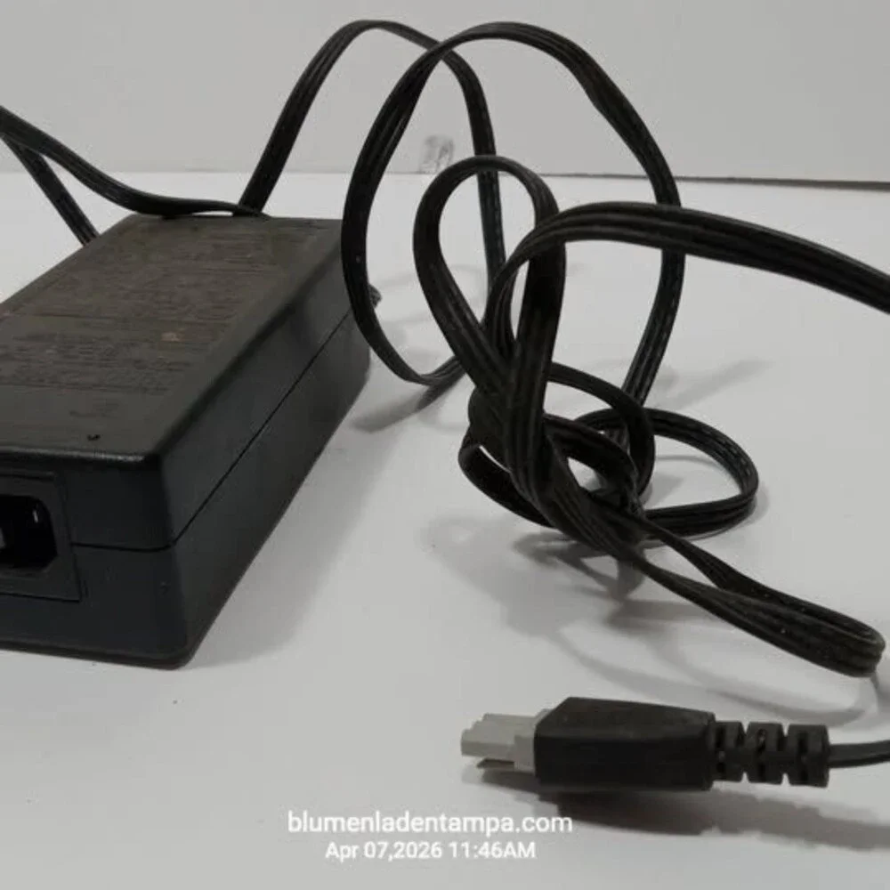 HP AC Power Adapter 0950-4466